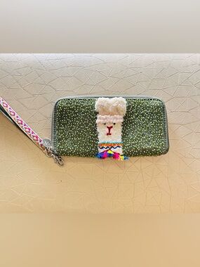 America & Beyond Green Llama Beaded Wallet
